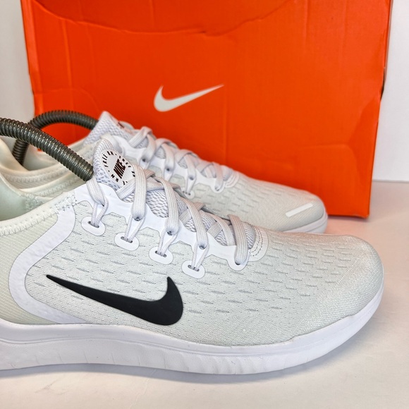 Nike Womens Free RN 2018 White/Black Running Shoes Sz 9 New with Box! 942837-100 - Picture 6 of 16